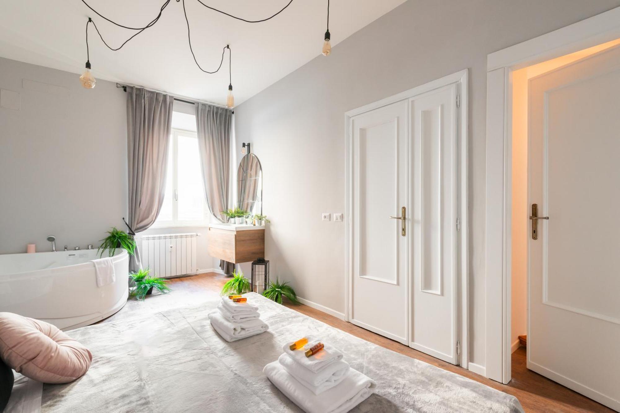 Jacuzzi Termini Apartment Рим Екстер'єр фото
